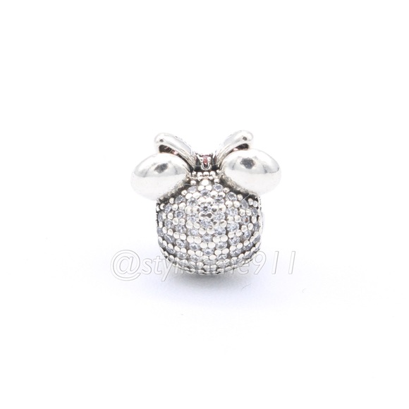 Authentic PANDORA Disney Minnie Clip with Zirconia - Picture 9 of 15